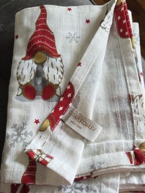 Cynthia Rowley Christmas Gnome with Snowflakes and Stars" pattern - Set Of 6